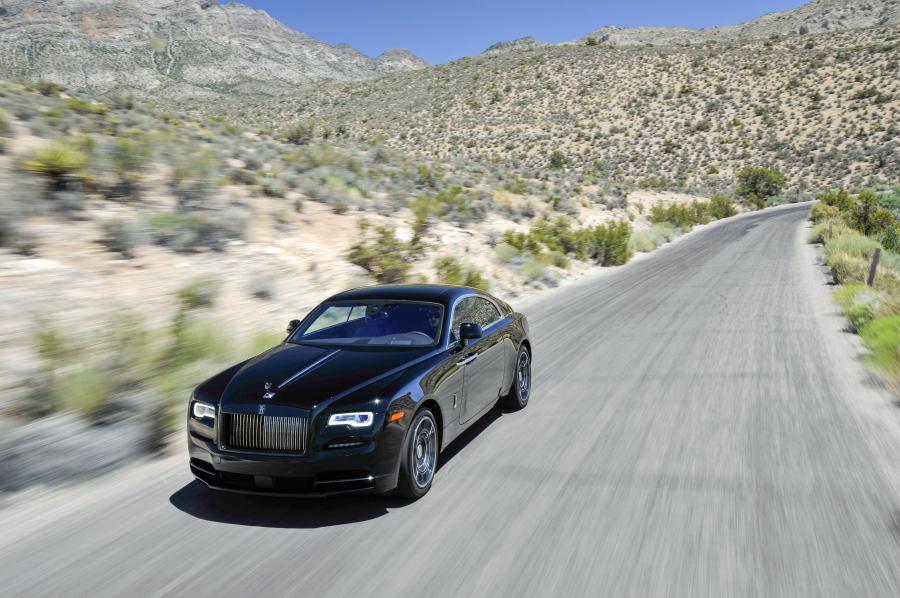  Rolls-Royce Wraith Black Badge 2016 года  (NA) (фото 20 из 30)